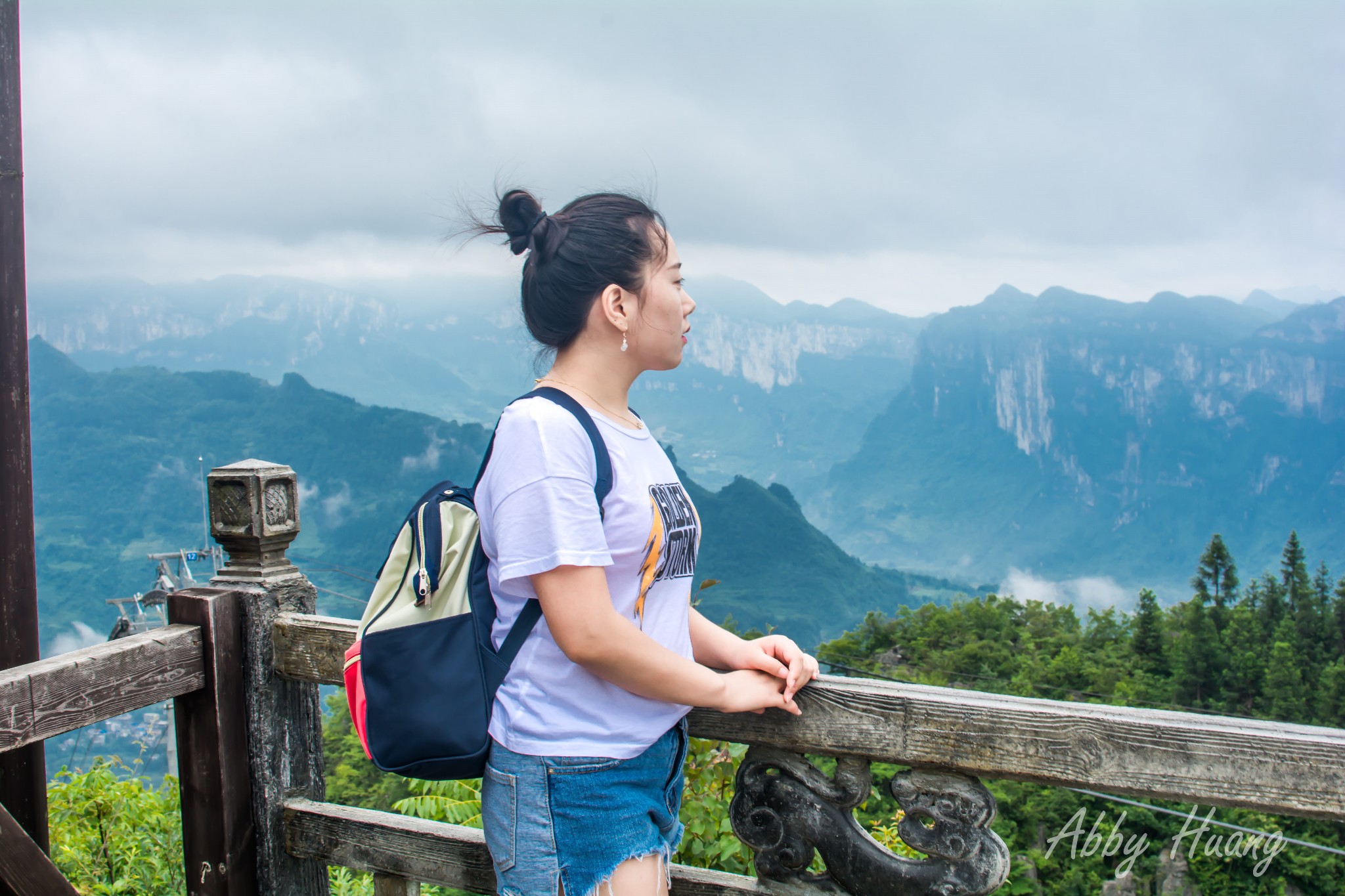 wKgBZ1l18OOAGiT5AAdaLe9Ljdw48.jpeg?imageView2%2F2%2Fw%2F600%2Fh%2F600%2Fq%2F90