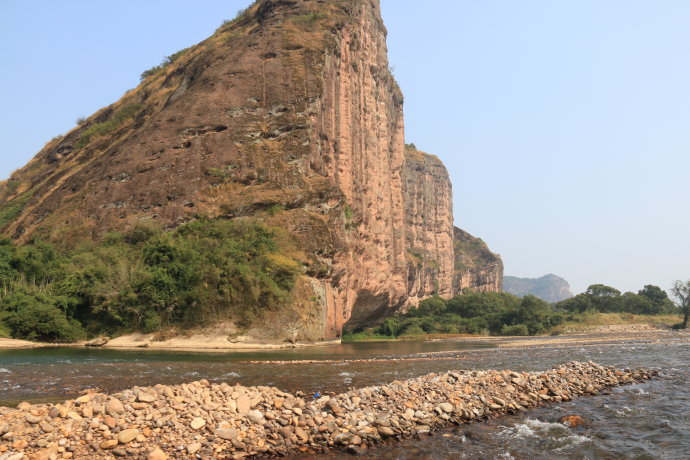 石柱县有多少人口_土家 阳光女孩 在大山里修起 花园洋房(2)