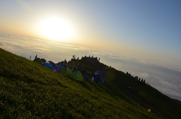 免费爬的最高山 wKgBpVVSDBWARLqjAAcokswyaRY23.jpeg?imageView2%2F2%2Fw%2F600%2Fh%2F600%2Fq%2F90