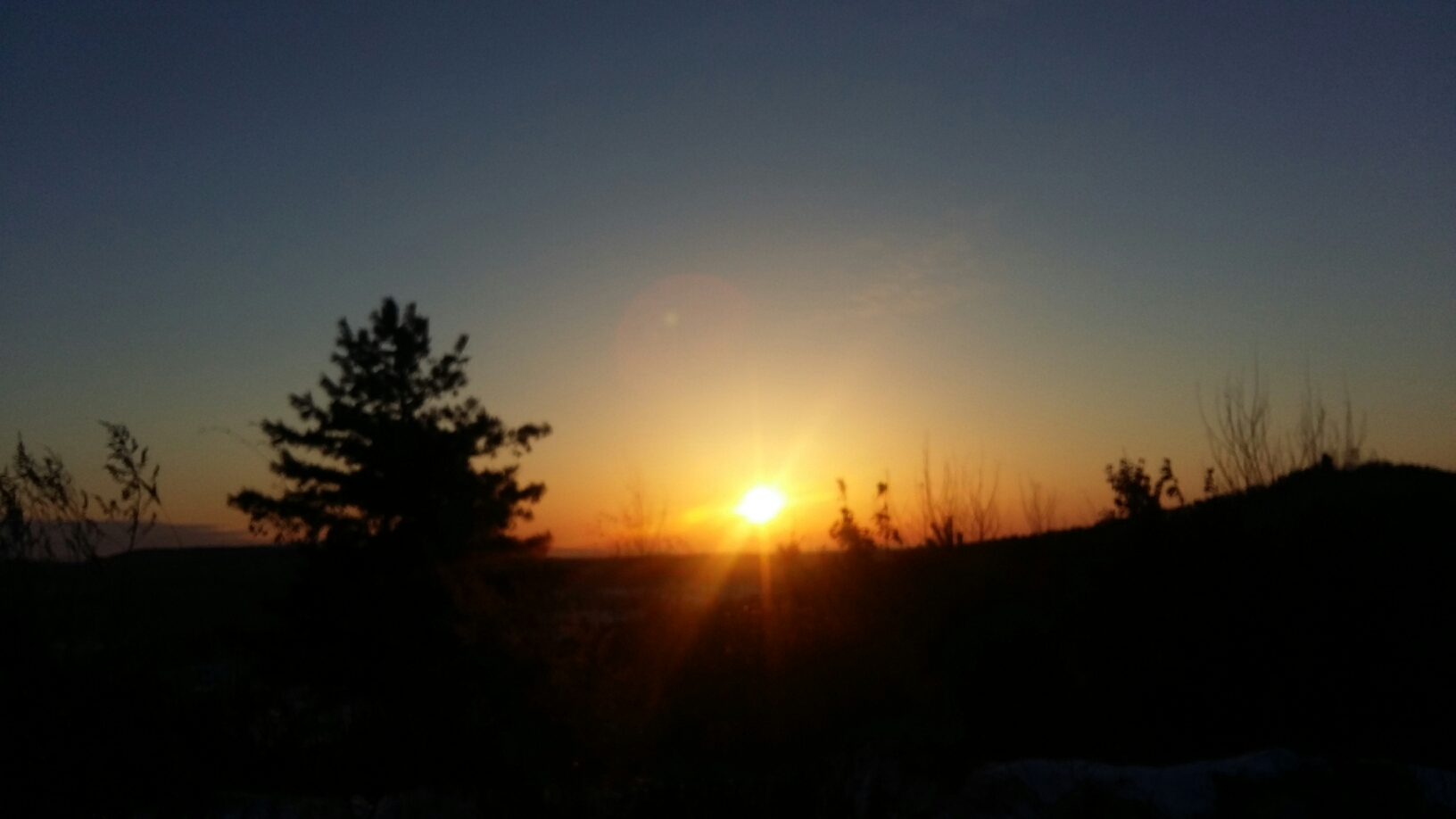 wKgBs1hXJ4aAd7GlAAqVHXTVtuU10.jpeg?imageView2%2F2%2Fw%2F600%2Fh%2F600%2Fq%2F90