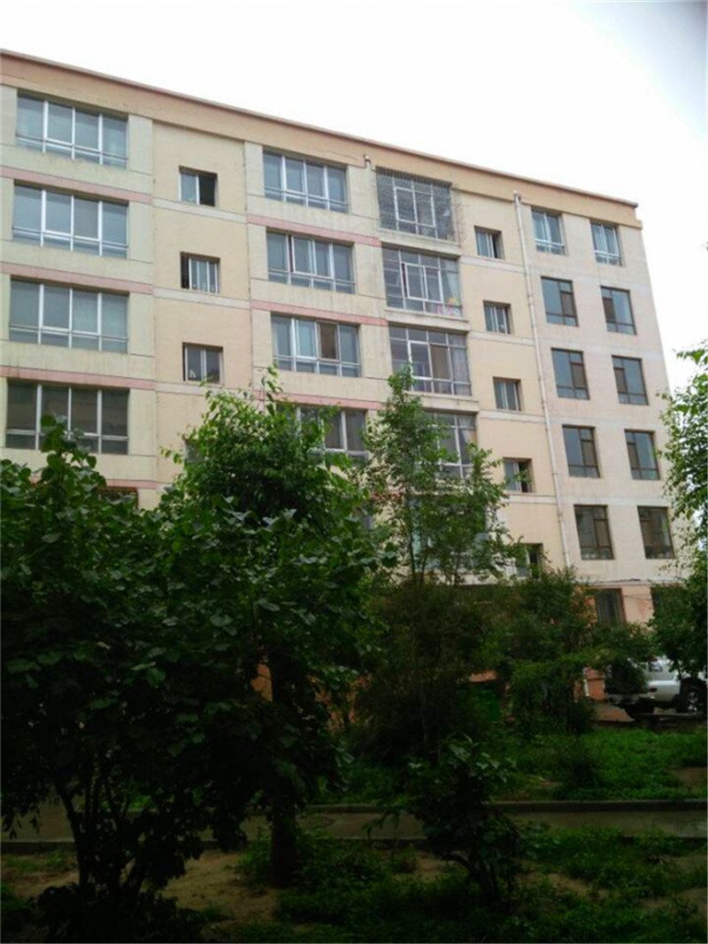 123家庭公寓(西宁鸣翠柳山庄店)