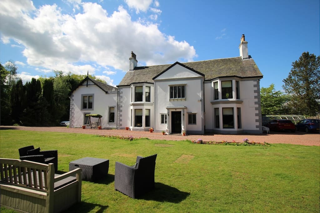 scottish country mansion house - close to glasgow