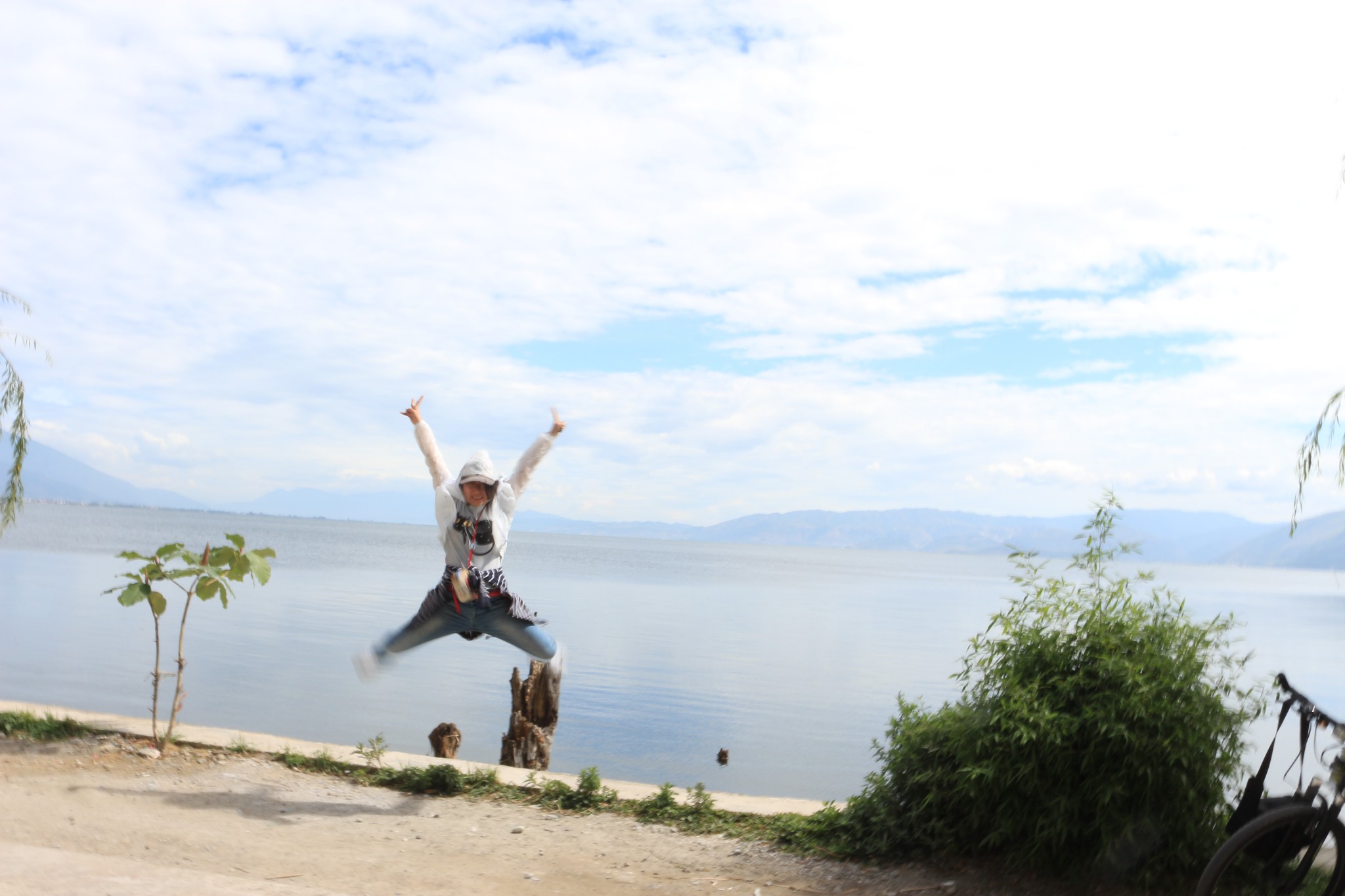 6月份去云南旅游怎么穿搭_云南洱海几月份去最好