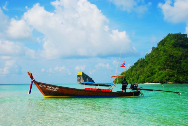 泰国旅游攻略普吉岛怎么去 wKgB6lRIq_OAB_FdAAF0AUhu2jI15.jpeg?imageView2%2F2%2Fw%2F600%2Fq%2F90