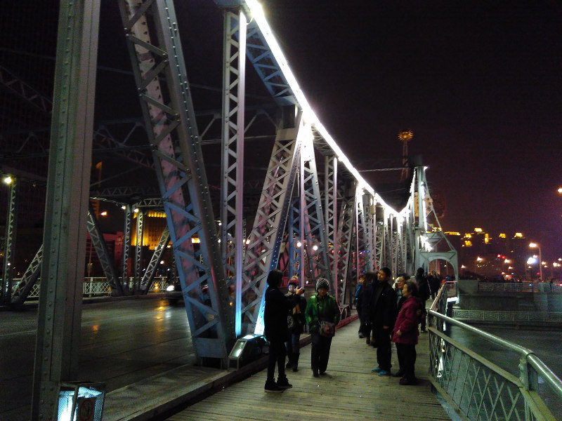 wKgBs1bDMmGAbzBEAAHlc7aBWBY77.jpeg?imageView2%2F2%2Fw%2F680%2Fq%2F90